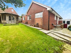 Rear- click for photo gallery